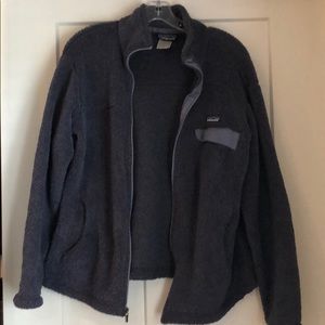 Patagonia fill zip fleece jacket